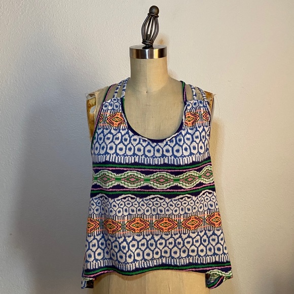 Patterned crop top - Picture 2 of 6